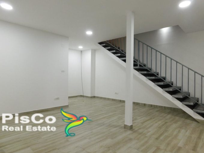 Izdaje se poslovni prostor kod Krivog mosta120m2 2 of 8