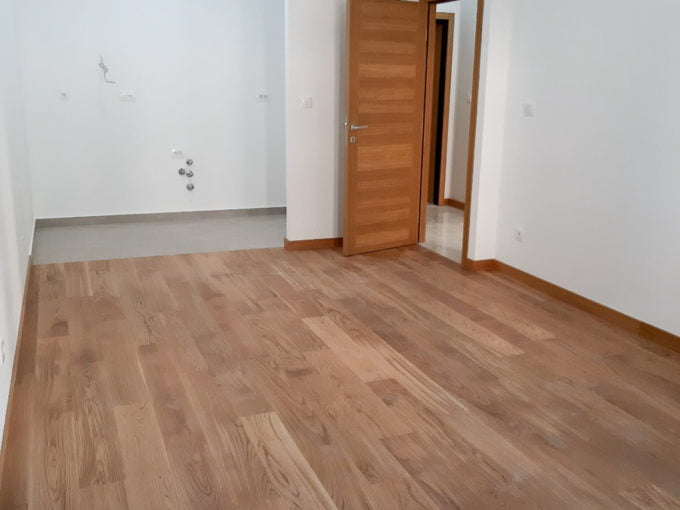 Izdaje se prazan jednosoban stan Kips gradnja New city 45m2 012