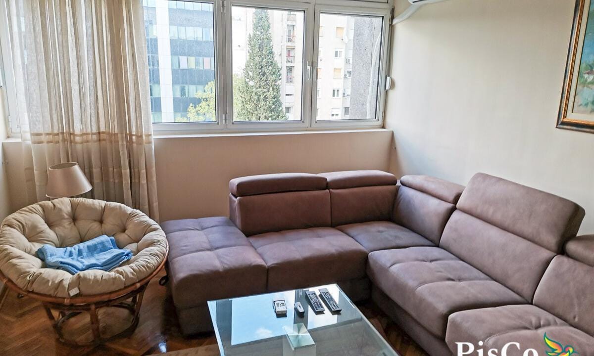 Izdavanje, jednosoban stan, 65m2, Pejton, Podgorica (6 of 10)