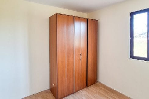 Kuća 70 m2 na placu od 316 m2, Tološi, Podgorica, Izdavanje-111439