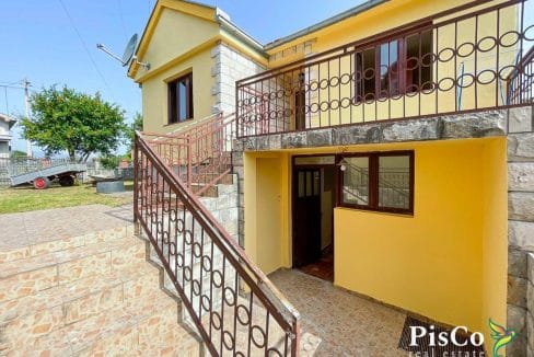 Kuća 70 m2 na placu od 316 m2, Tološi, Podgorica, Izdavanje-121815