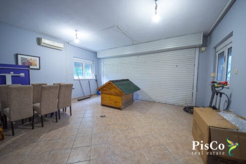 Luksuzna Dvospratna Kuća sa Bazenom, 330 m2, Zeta, Podgorica-0477