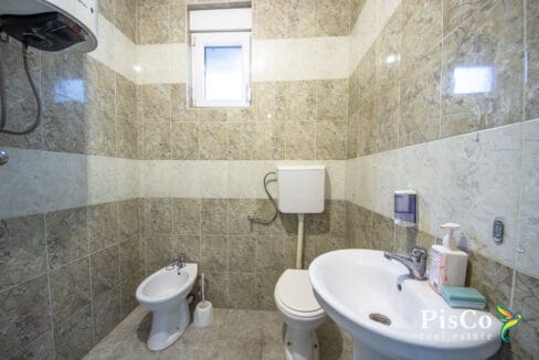 Poslovni prostor, 92m2, Blok 9, Podgorica, Izdavanje-0354