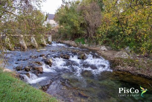 Dvije kuće, 150 m2 i 60 m2, na placu 5400 m2, Vir, Nikšić-0729