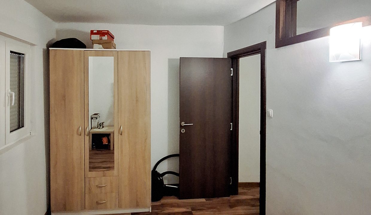 Jednosoban stan u rednoj kući, 48m2, Straševina, Nikšić (2 of 10)