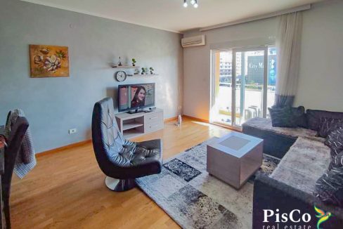 Izdaje se Jednosoban stan u City Kvartu, 53m2, Podgorica-