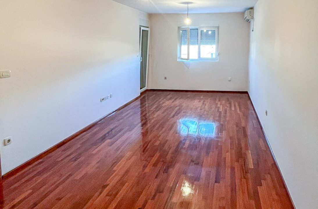 Prodaja, Jednosoban stan na Starom aerodromu, 44m2, Podgorica-209