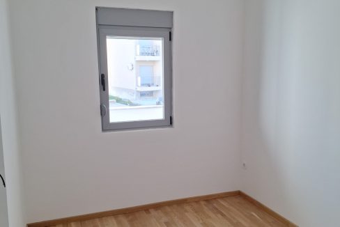 Dvosoban stan 61.5m2, Zabjelo, Podgorica-091413