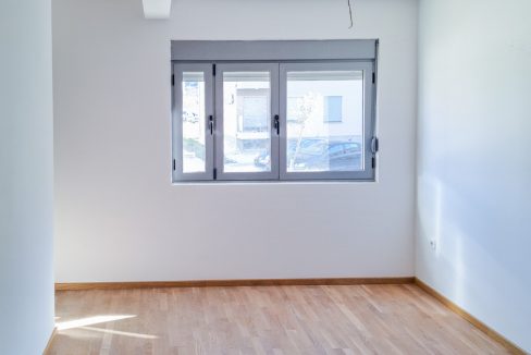 Dvosoban stan 61.5m2, Zabjelo, Podgorica-091556